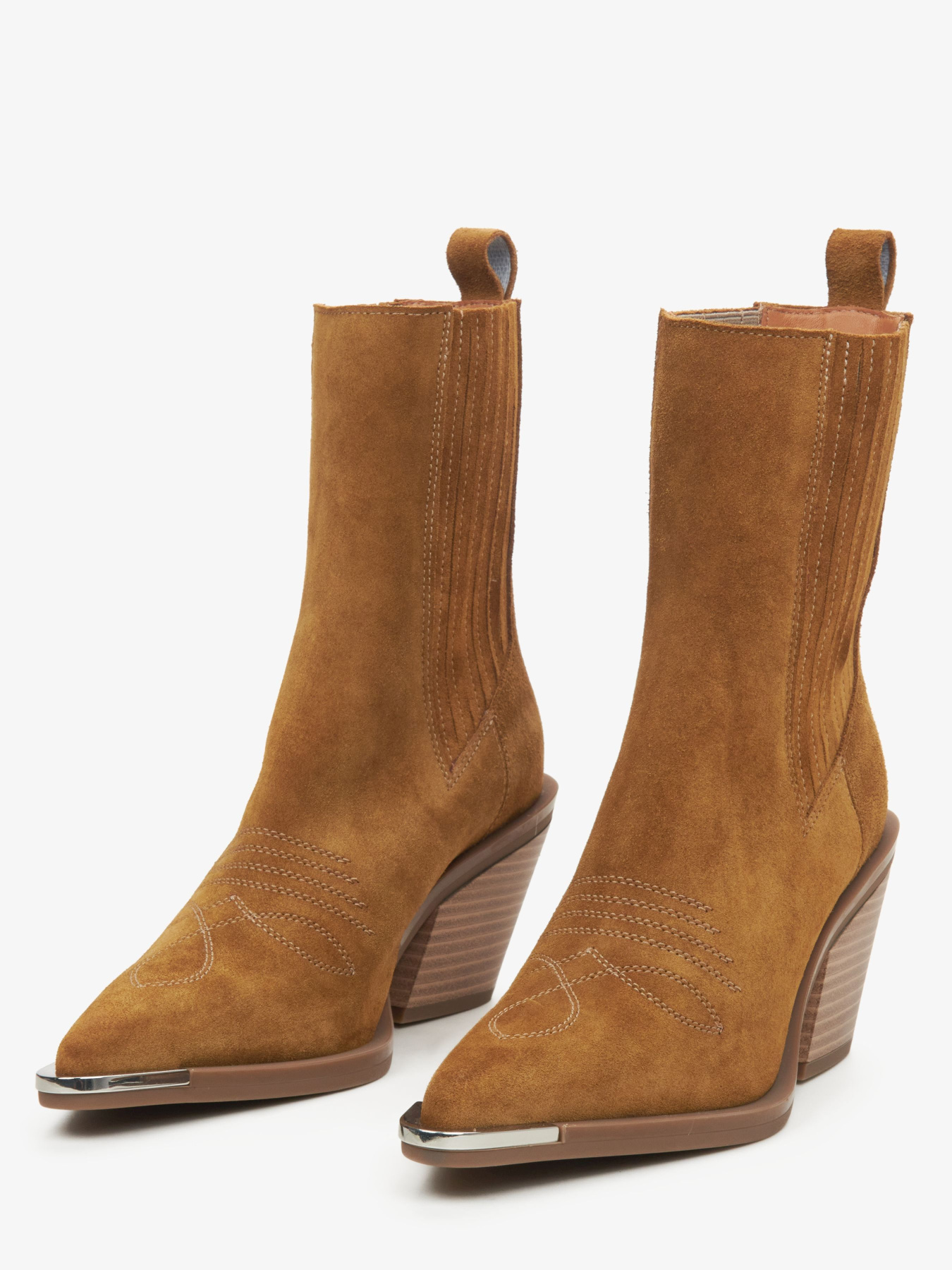 Ботинки и сапоги Estro модель 977571-308 Фото