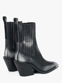 Ботинки и сапоги Estro модель 977542-129 Ботинки и сапоги Estro модель 977542-129 Фото