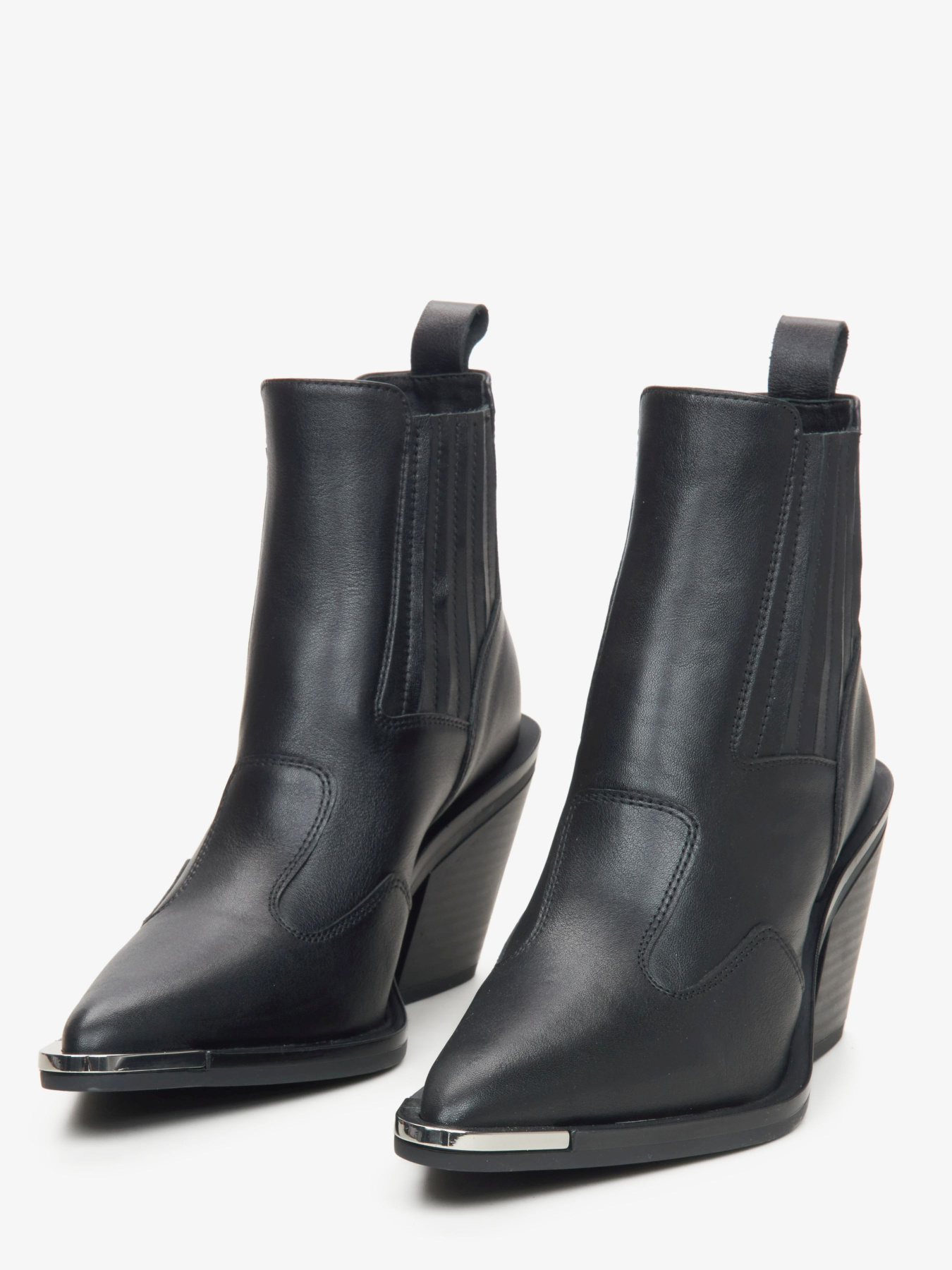 Ботинки и сапоги Estro ER00115694 модель 979102-101 Ботинки и сапоги Estro ER00115694 модель 979102-101 Фото