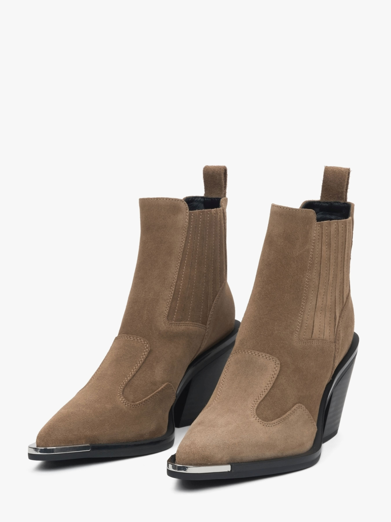 Ботинки и сапоги Estro ER00117025 модель 979151-308 Ботинки и сапоги Estro ER00117025 модель 979151-308 Фото