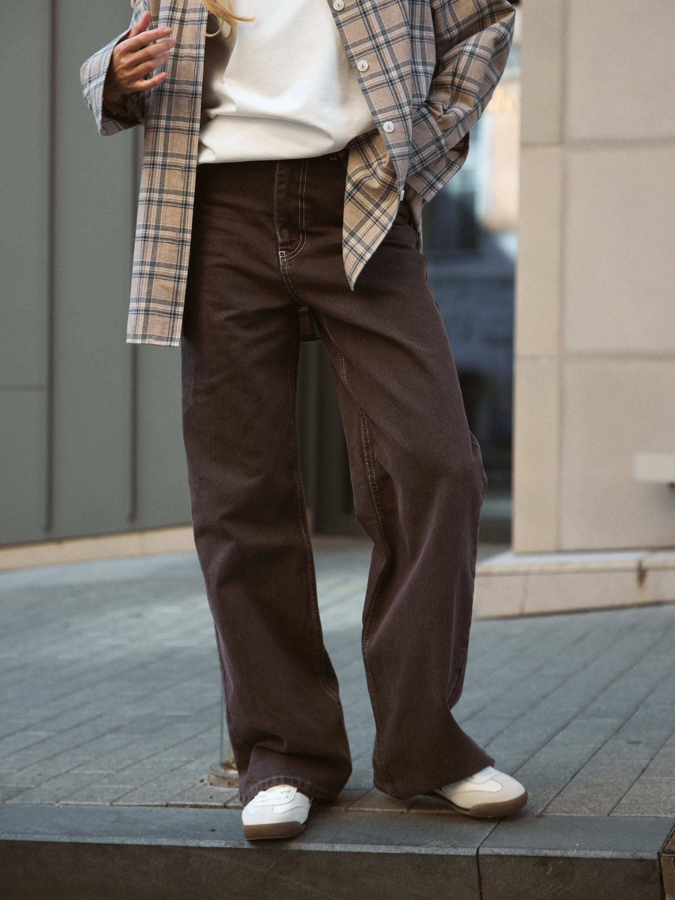 Расклешенные джинсы Twice модель 25051056042 Фото