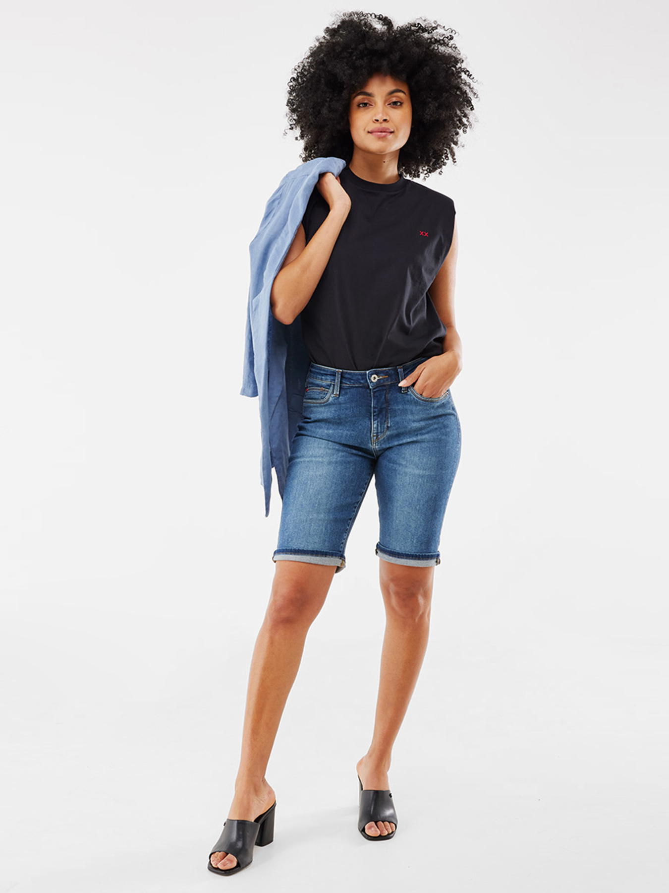 Джинсовые шорты MEXX модель BM0506023W Фото