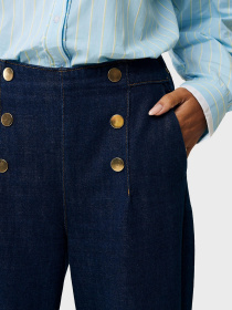 Джинсы модель MF007002451W-01 Джинсы модель MF007002451W-01 Фото