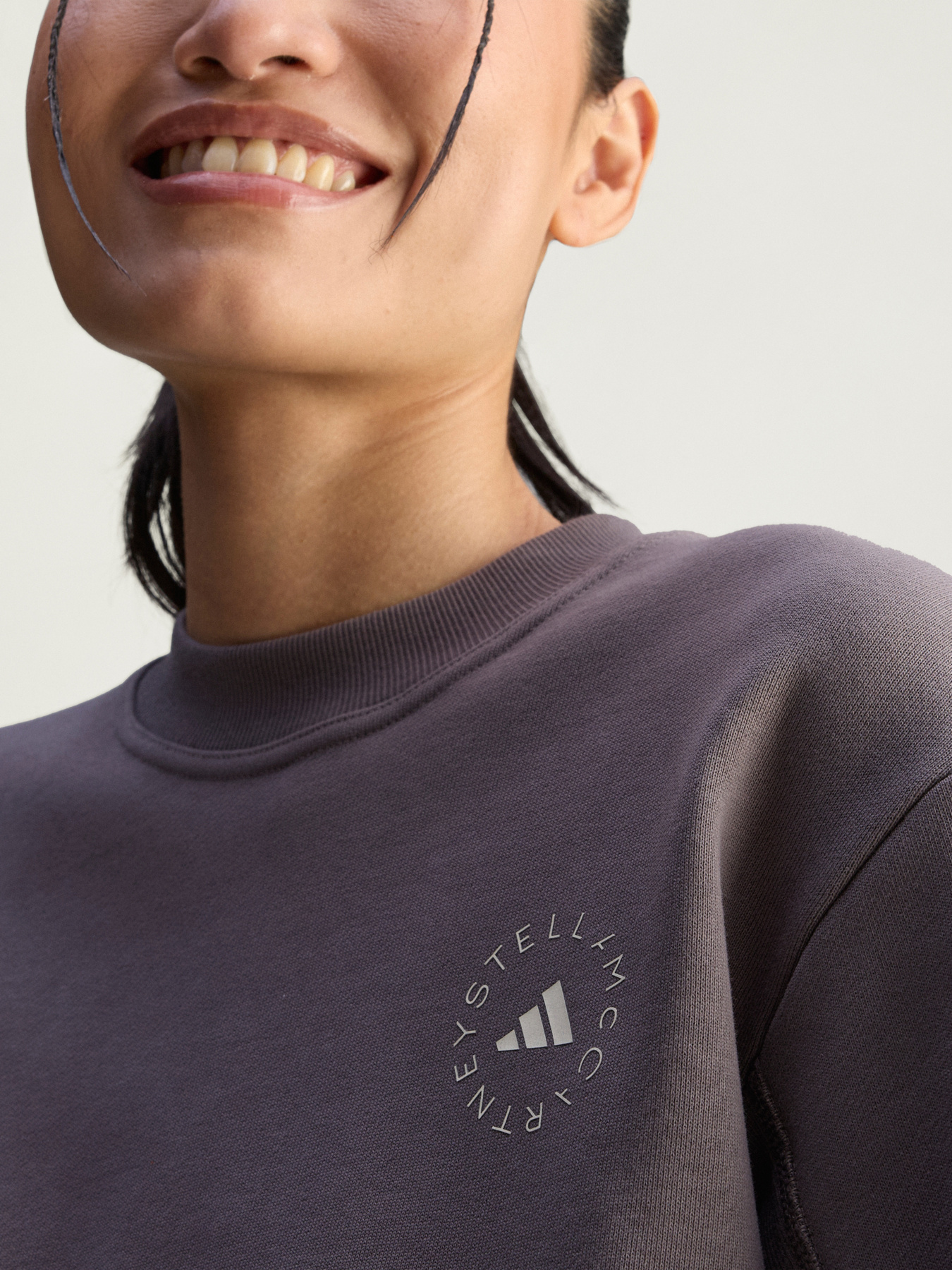 Свитшот Adidas модель JW4692 Фото