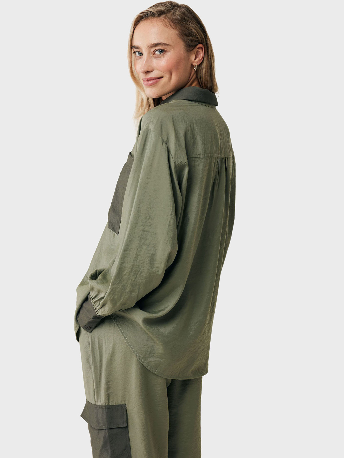 Рубашки MEXX модель MF006102741W Фото