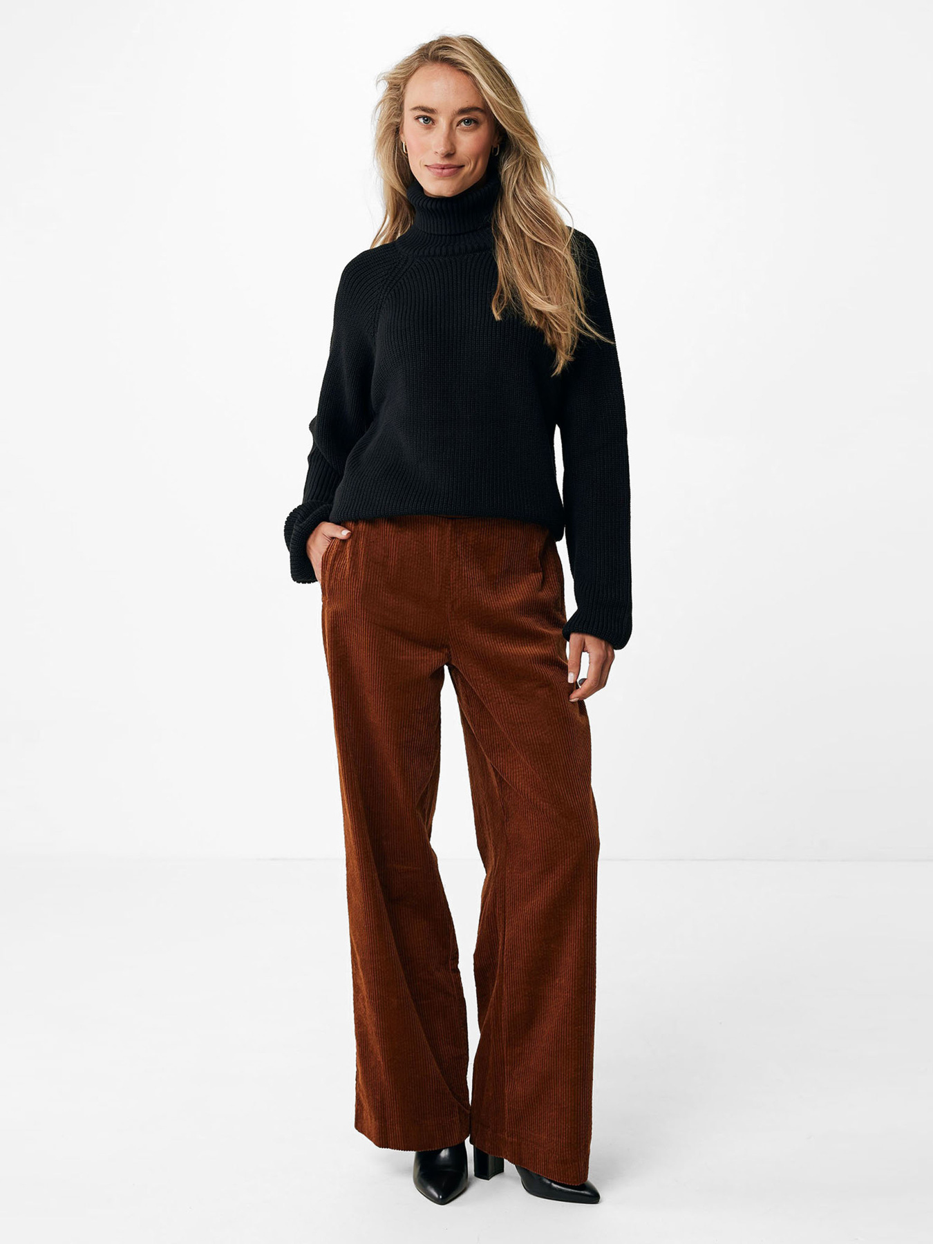 Штани MEXX модель MF007004143W Фото