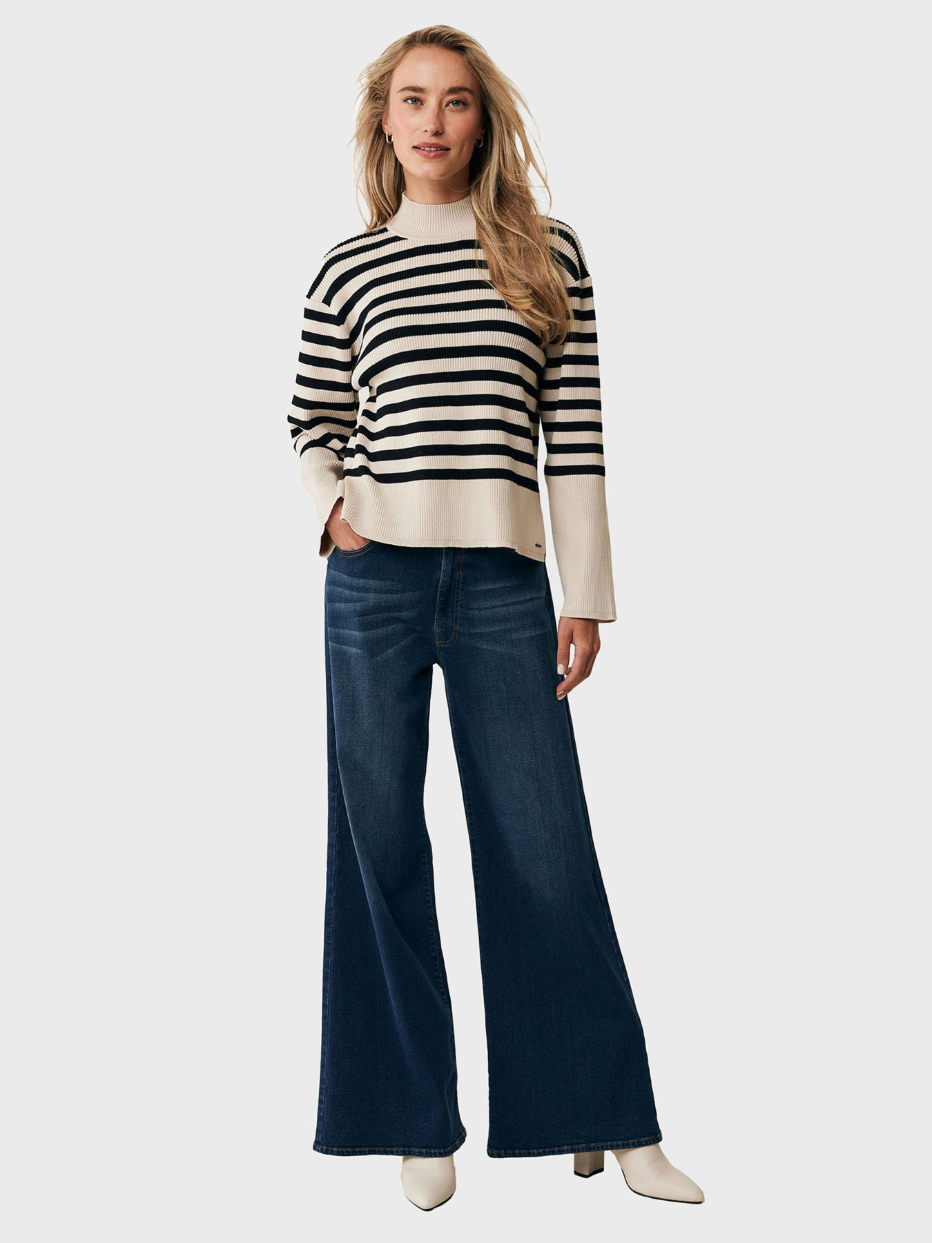 Худи и свитшоты MEXX модель MF006607743W Фото