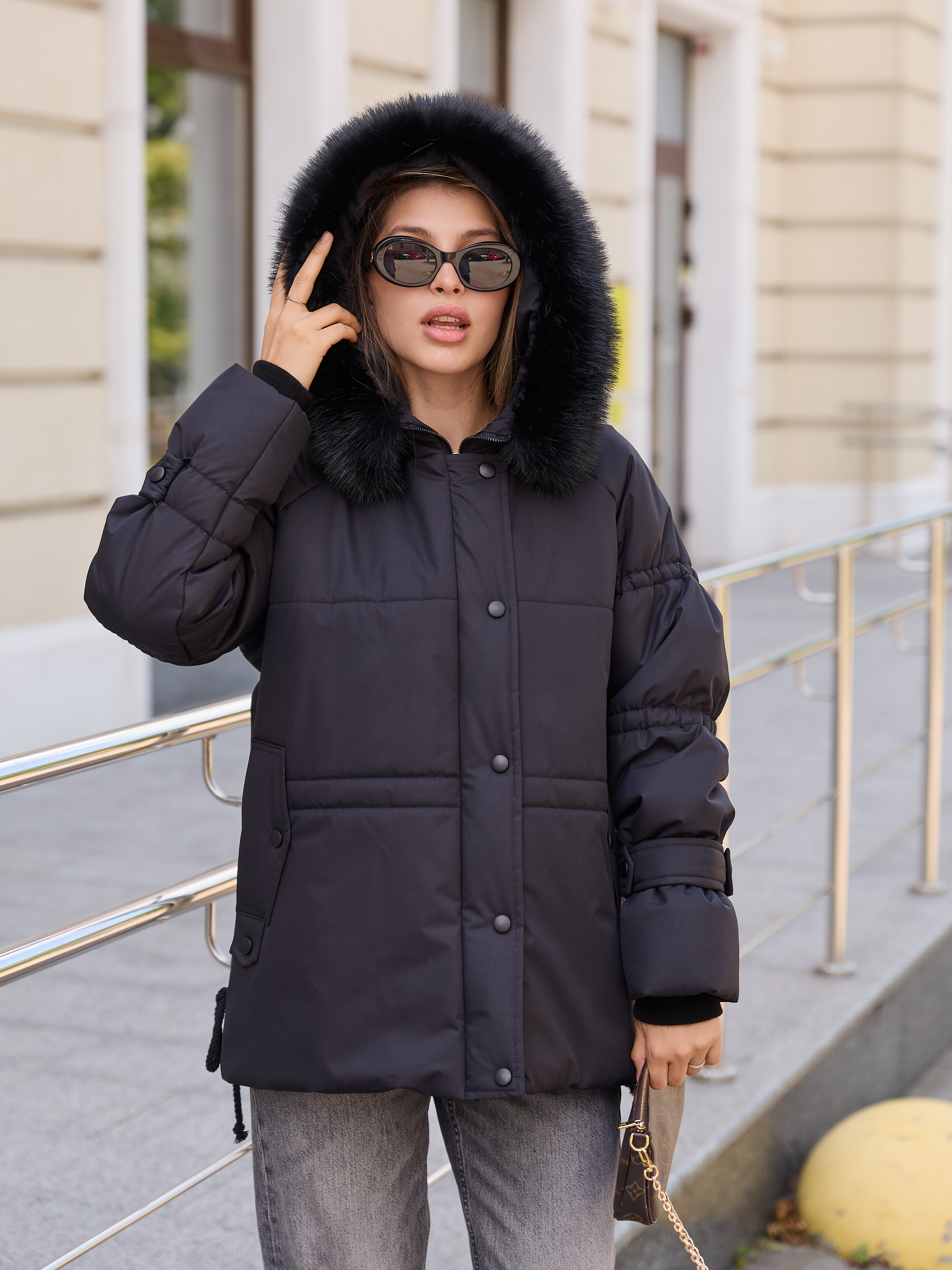 Жіноча Зимова куртка MilaNova  (K351black) колір чорний, матеріал поліестер