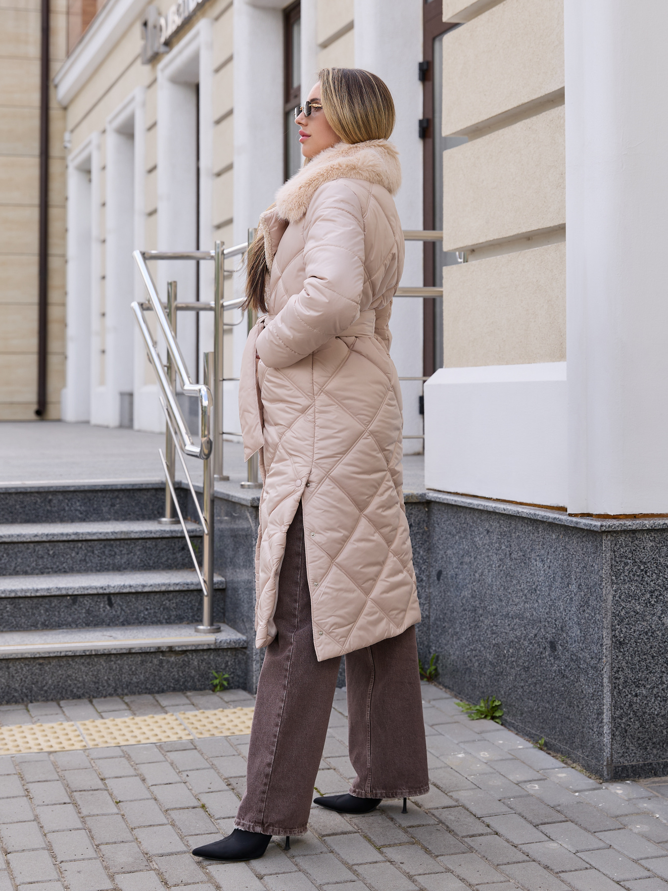 Пальто с утеплителем MilaNova модель Пальто ПВ-318 бежевый Фото