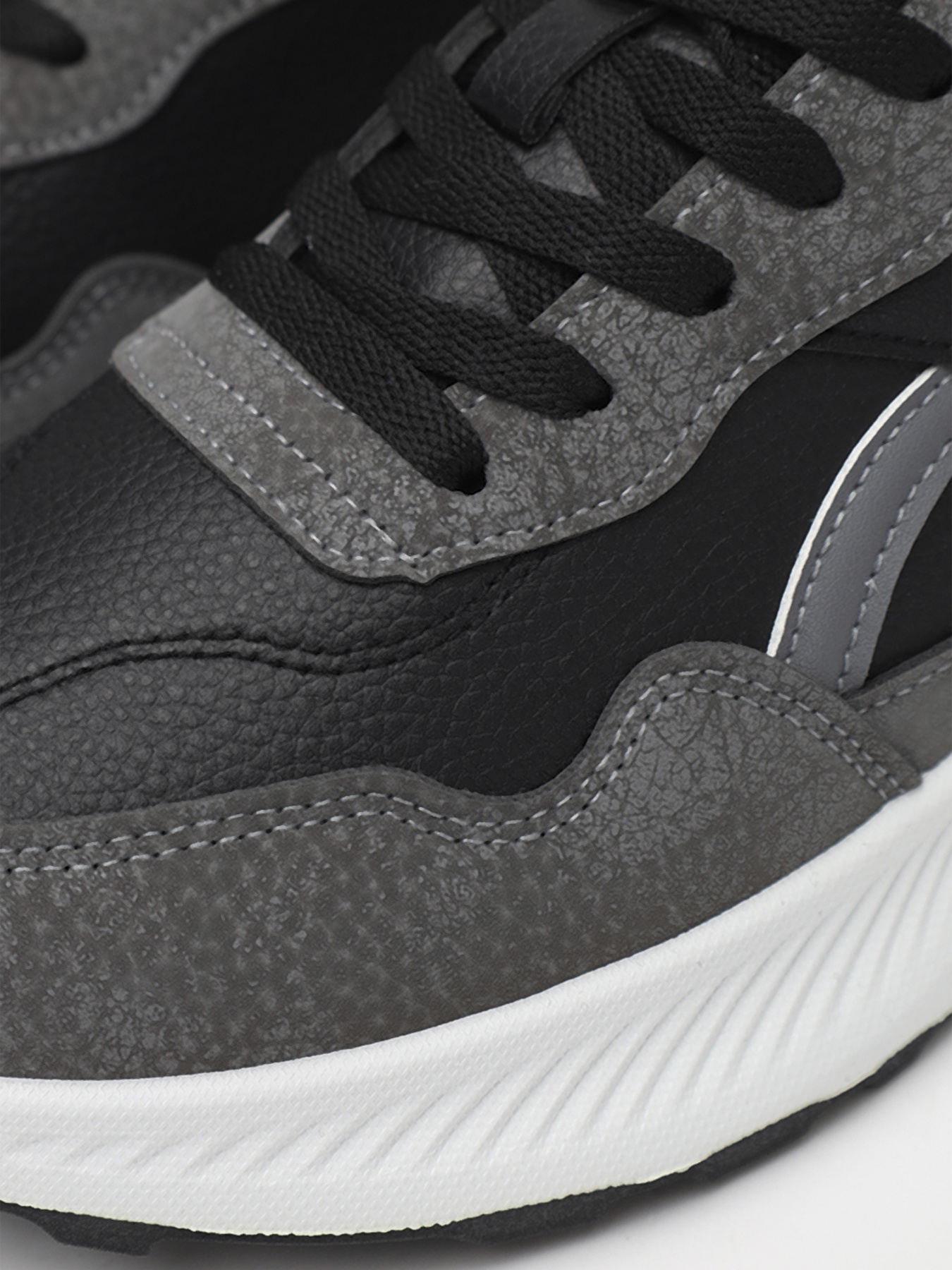 Кроссовки YUKI модель ЦБ-00275530 Фото