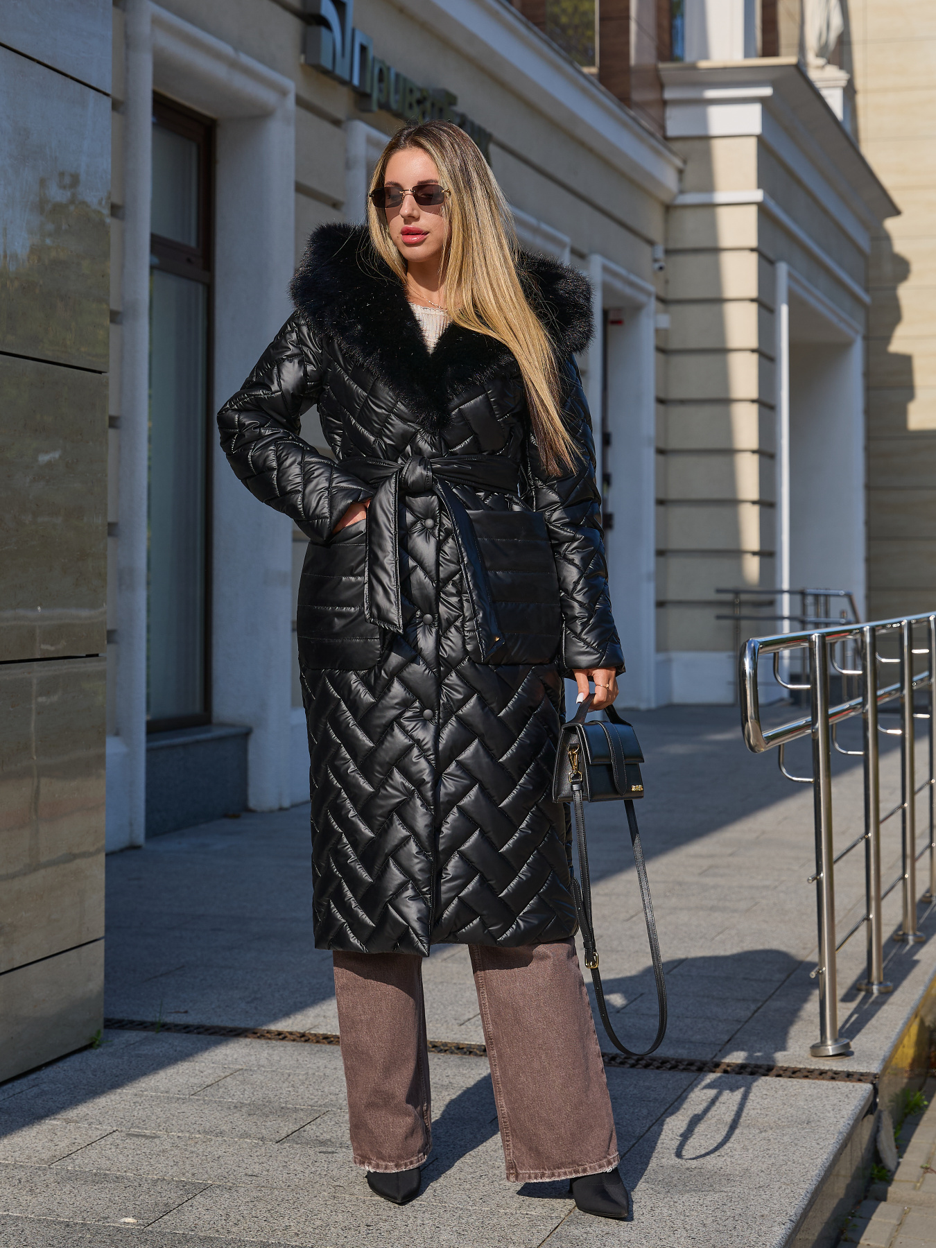 Пальто с утеплителем MilaNova модель Плащ ПВ-382 черный Фото