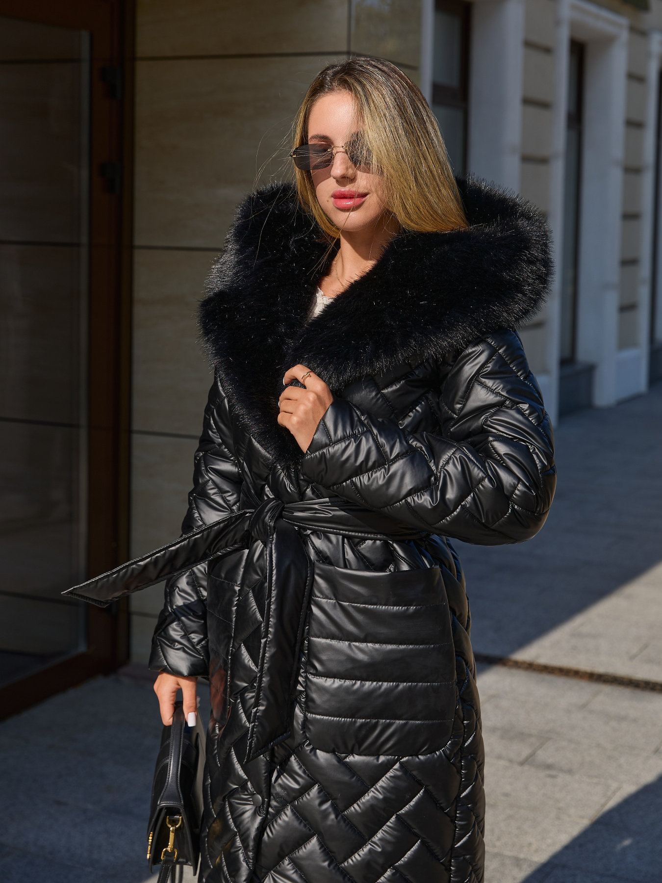 Пальто с утеплителем MilaNova модель Плащ ПВ-382 черный Фото