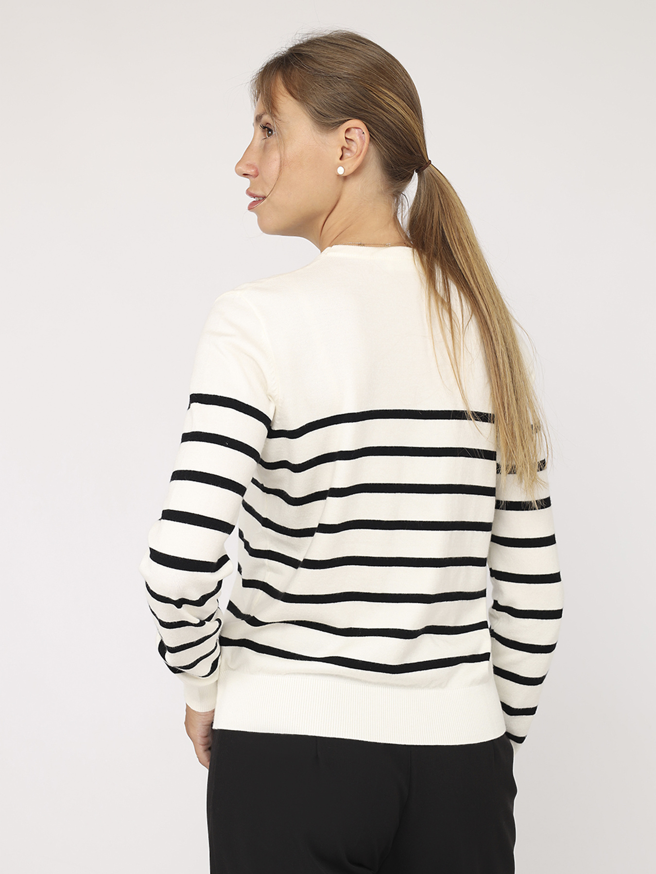 Джемпер YUKI модель ЦБ-00273138 Фото