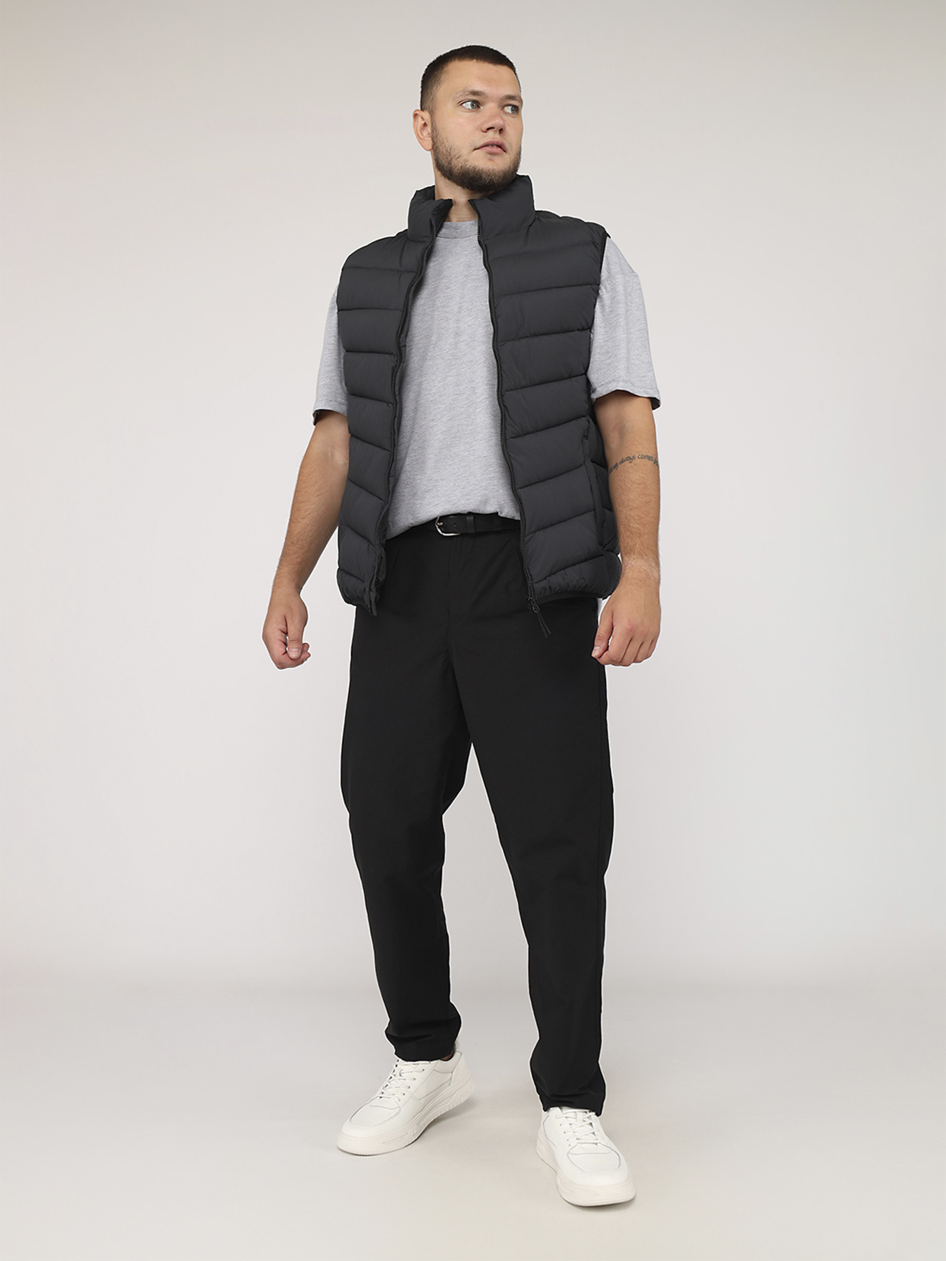 Утепленный жилет YUKI модель ЦБ-00276114 Фото