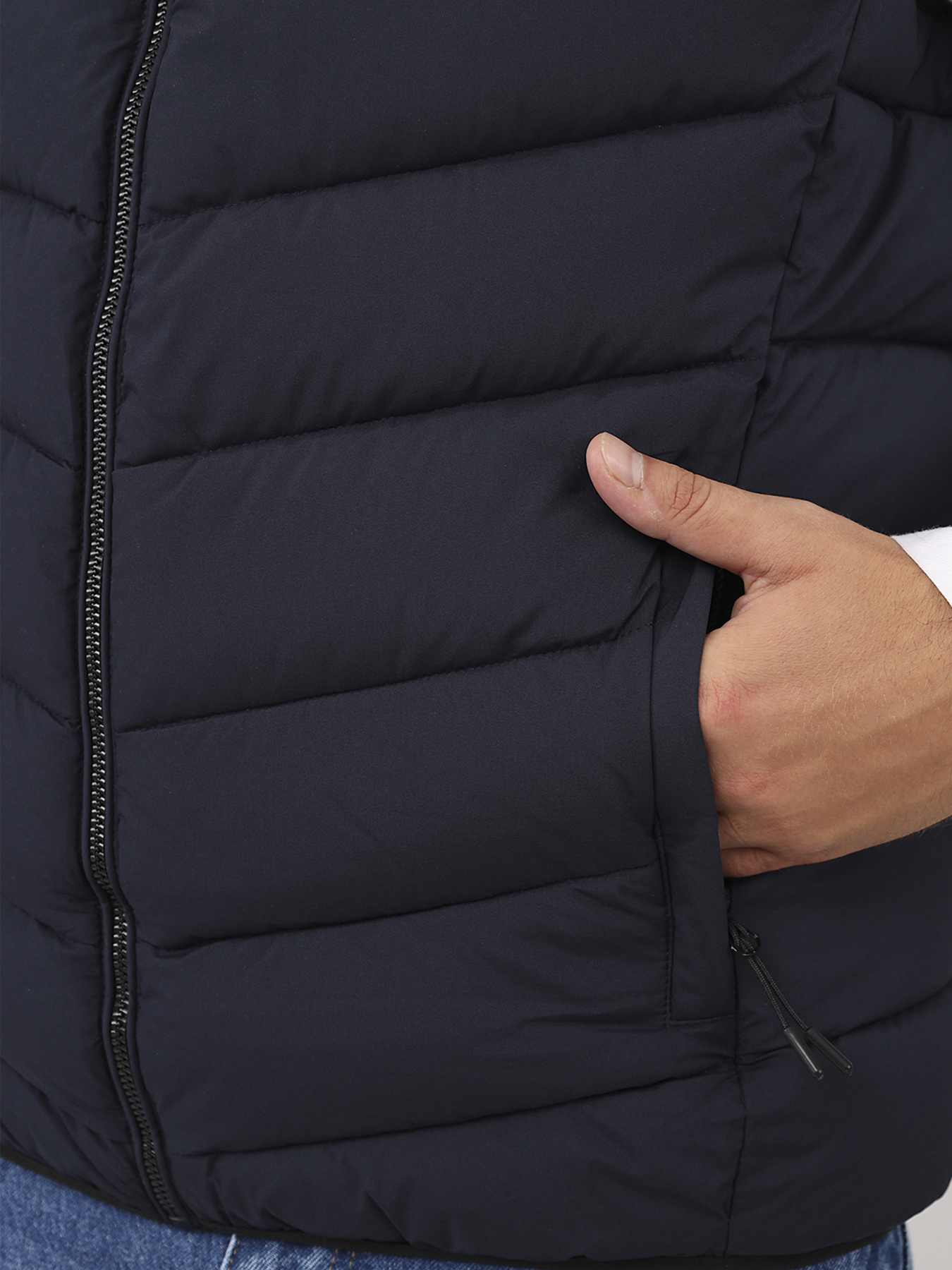 Утеплений жилет YUKI модель ЦБ-00276115 Утеплений жилет YUKI модель ЦБ-00276115 Фото