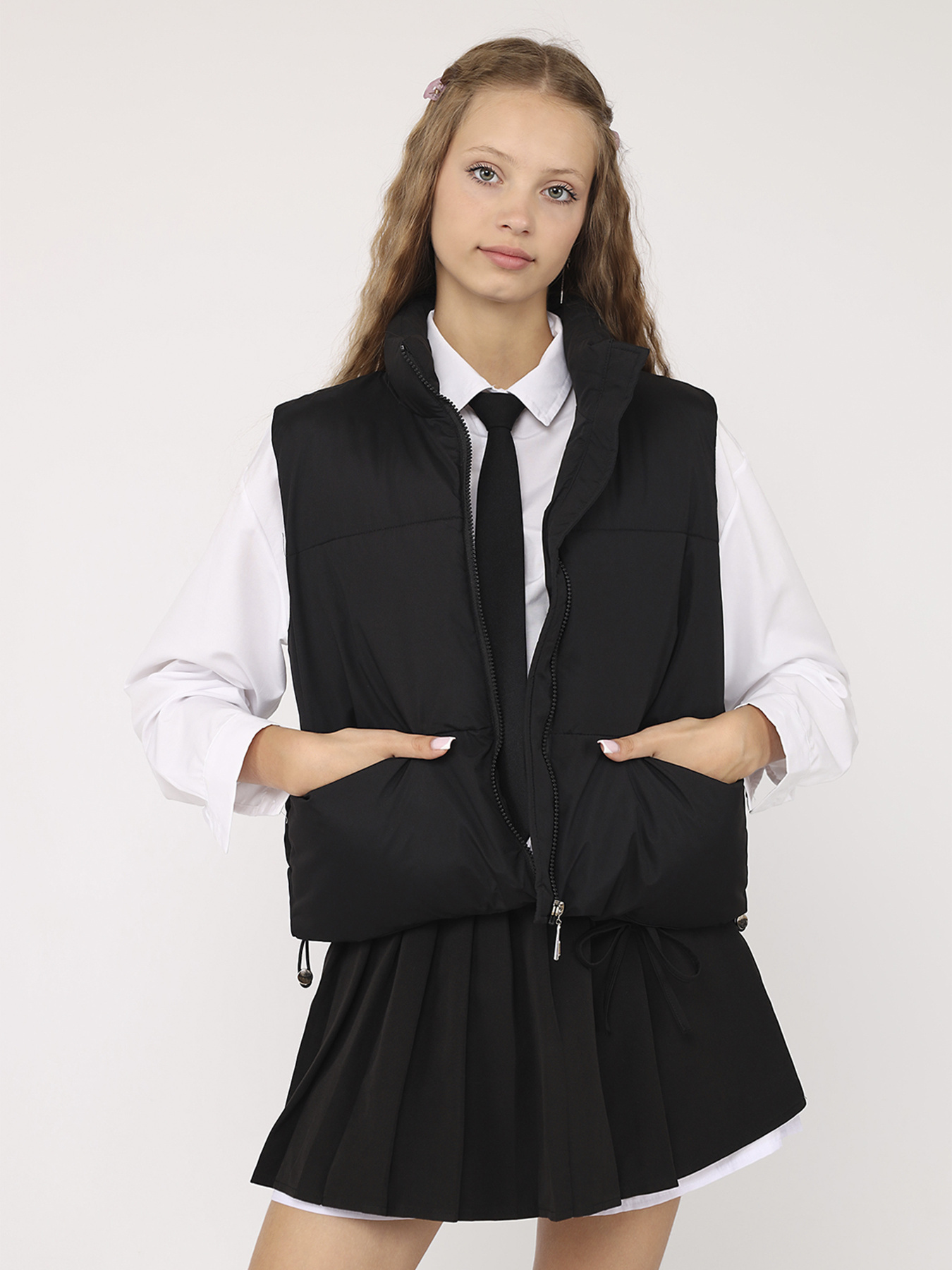 Утепленный жилет YUKI модель ЦБ-00277853 Фото