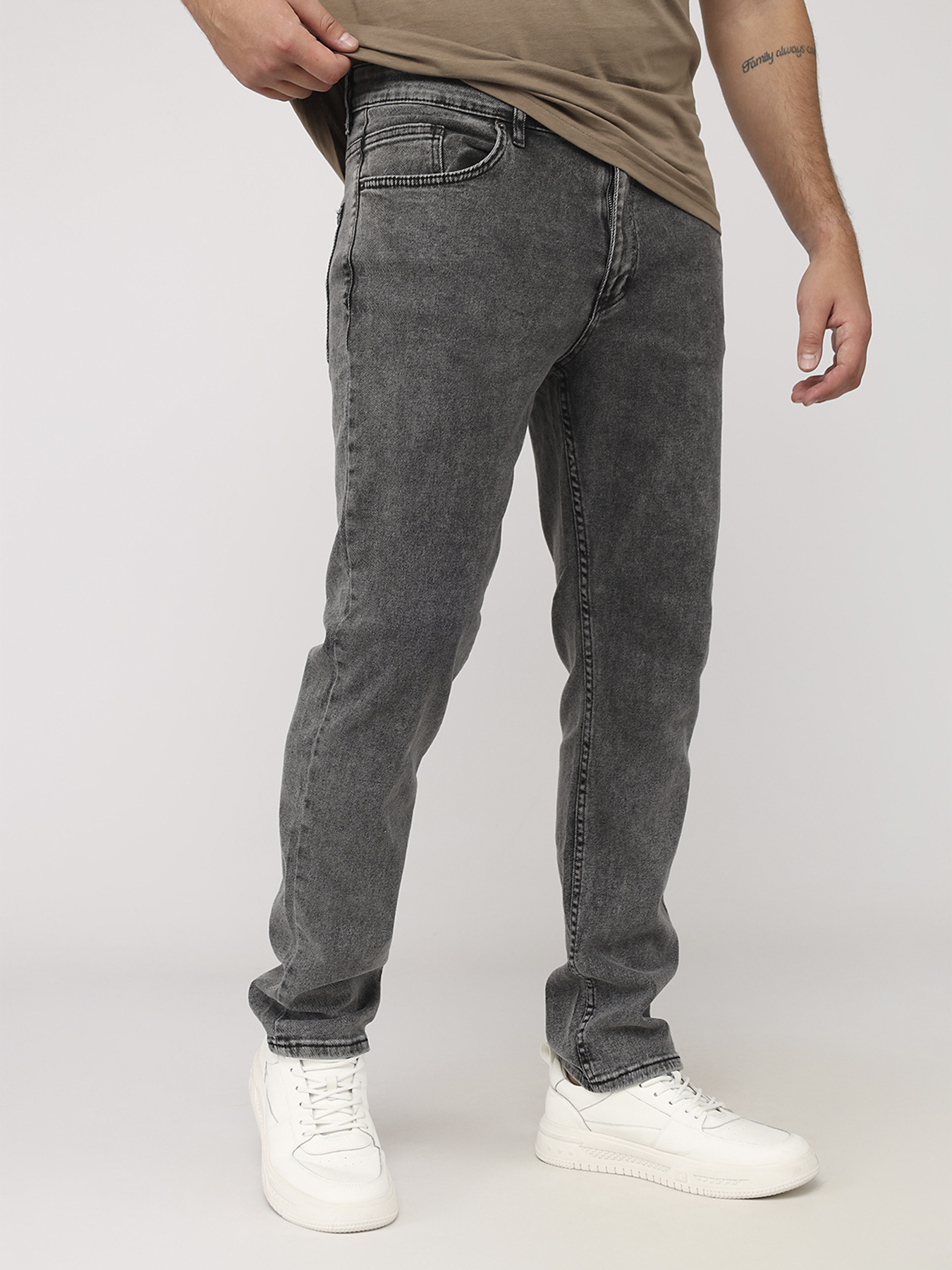 Завужені джинси YUKI модель ЦБ-00280653 Фото