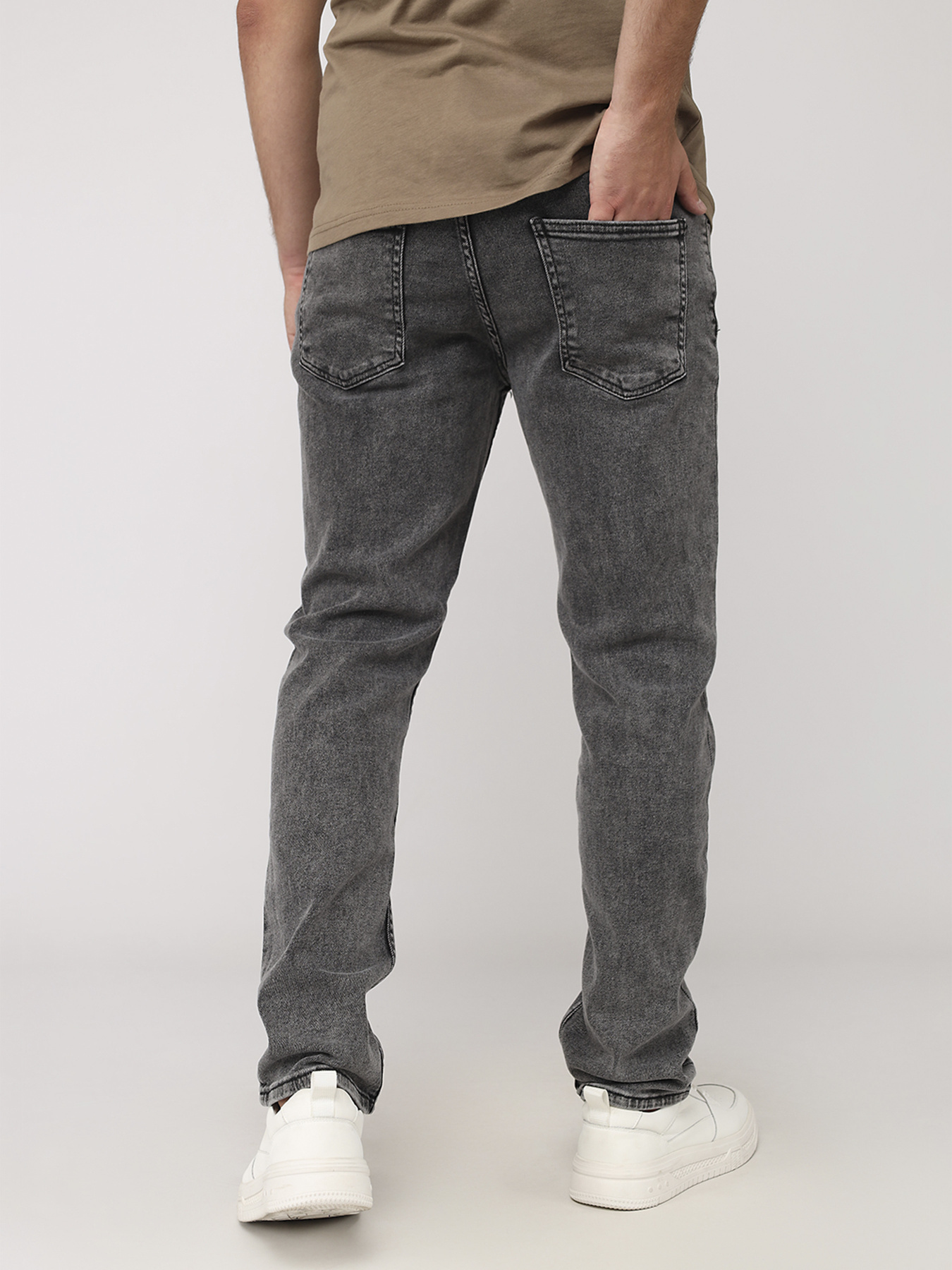 Завужені джинси YUKI модель ЦБ-00280653 Фото