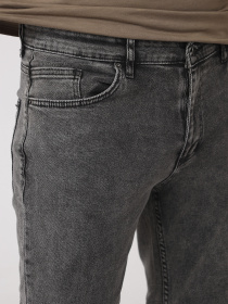 Завужені джинси YUKI модель ЦБ-00280653 Фото