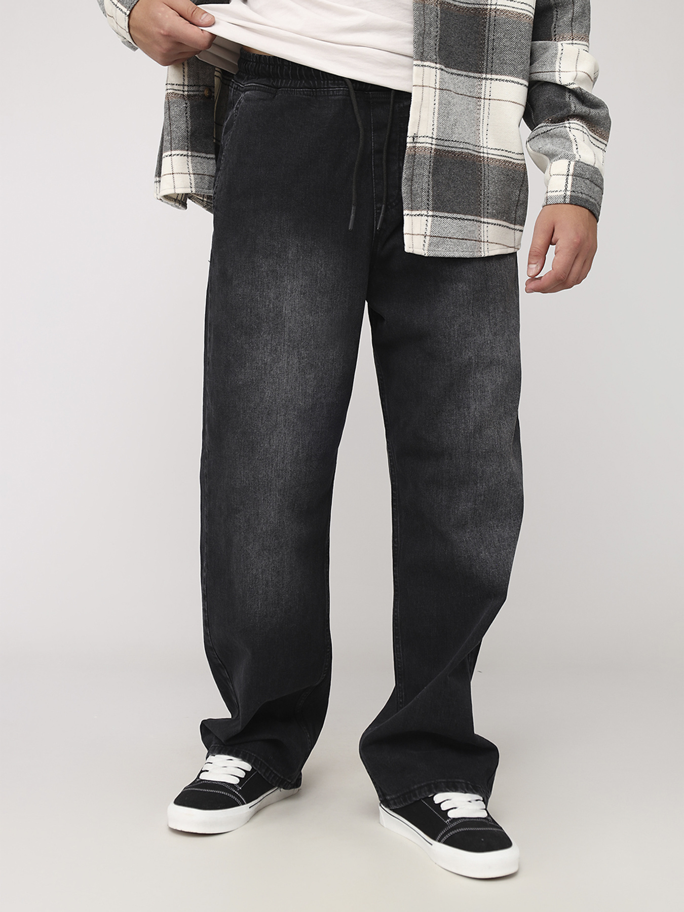 Джинси мом YUKI модель ЦБ-00280657 Фото