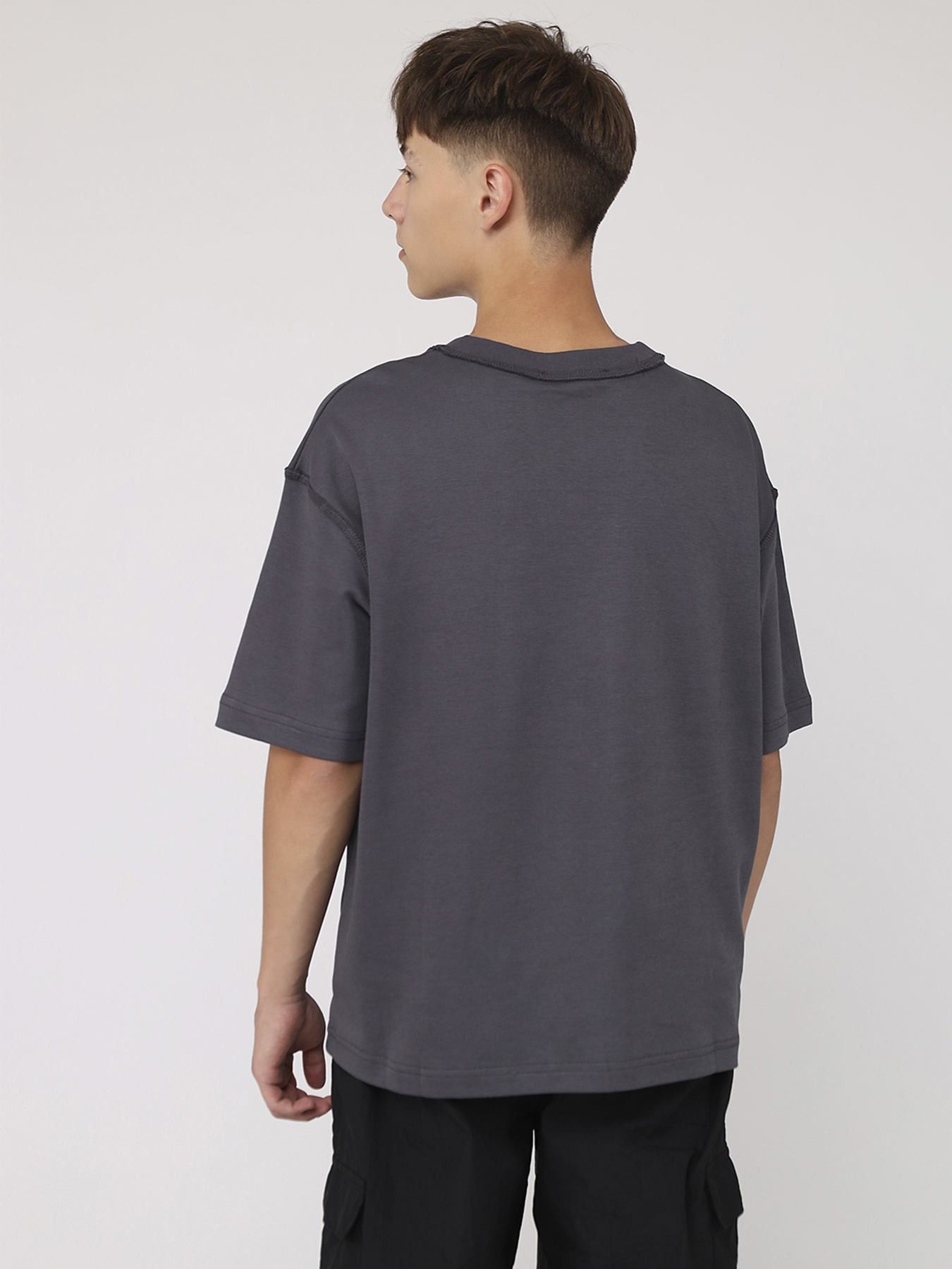 Футболка YUKI модель ЦБ-00282085 Футболка YUKI модель ЦБ-00282085 Фото