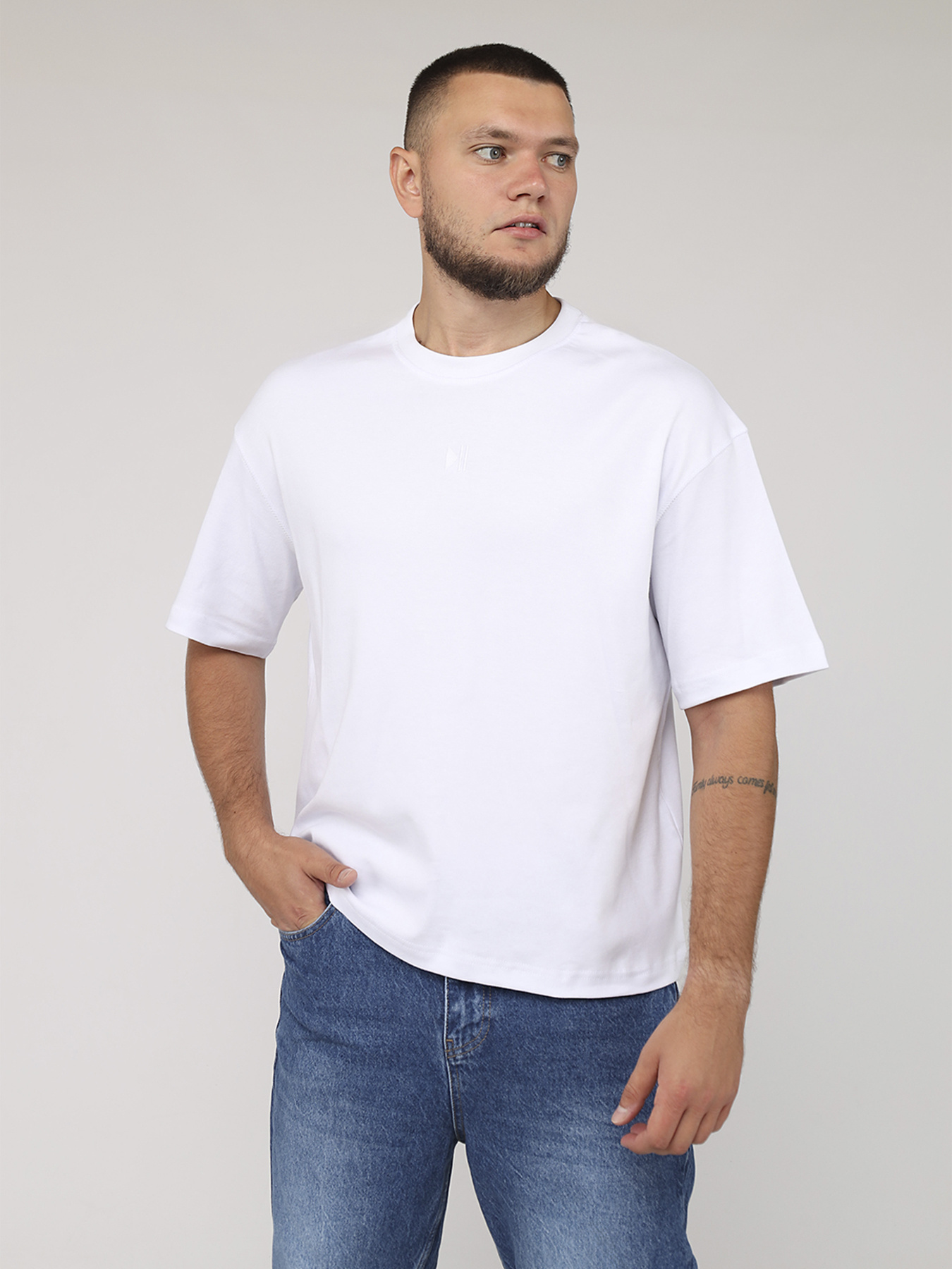 Футболка YUKI модель ЦБ-00282087 Футболка YUKI модель ЦБ-00282087 Фото