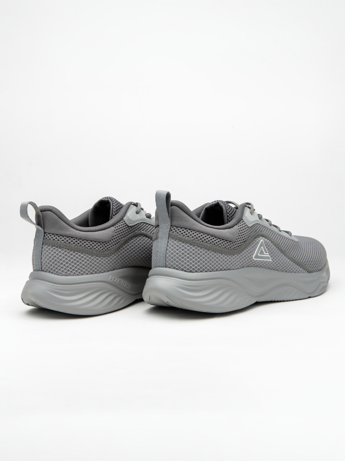 Кроссовки для спорта Peak модель ET42717J-GRA Фото