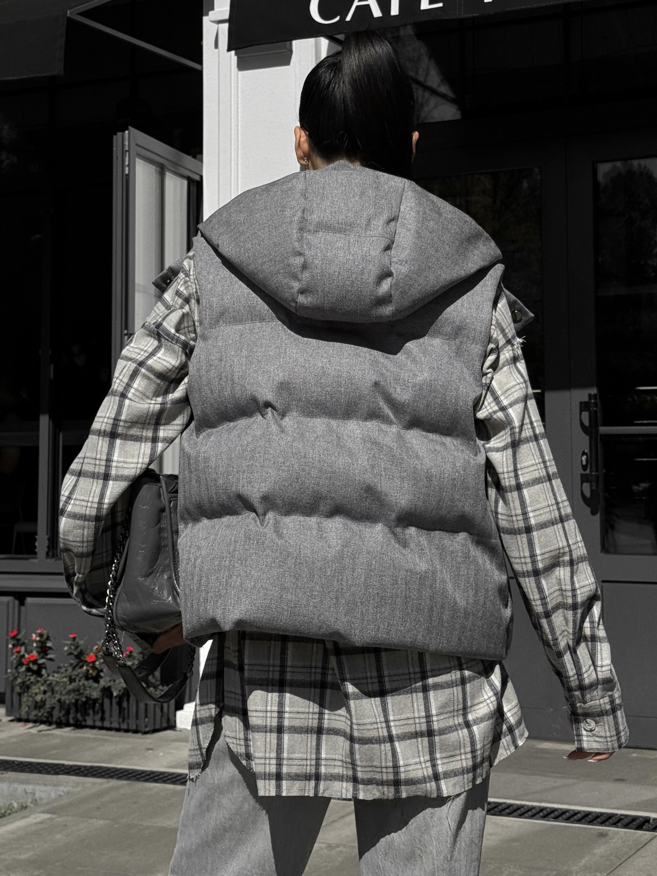 Жилет с утеплителем Jadone Fashion модель Zhylet_Ark_siryy Фото