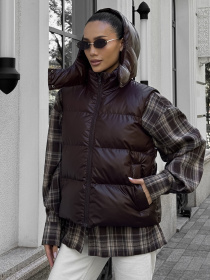 Жилет з утеплювачем Jadone Fashion модель Zhylet_Kul_shokol Фото