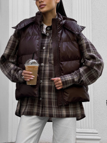 Жилет з утеплювачем Jadone Fashion модель Zhylet_Kul_shokol Фото