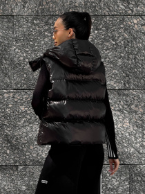 Жилет з утеплювачем Jadone Fashion модель Zhylet_Kul_chorne Фото