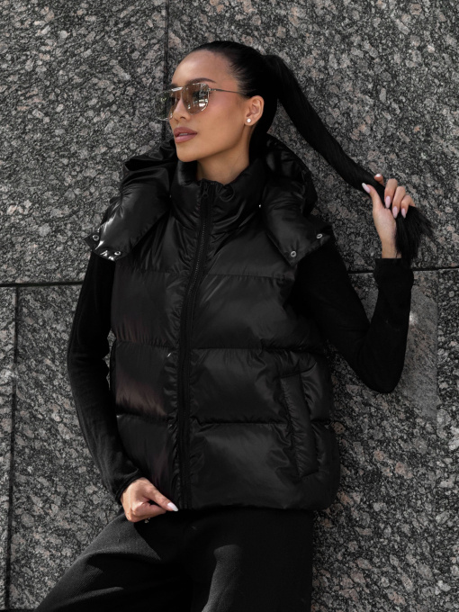 Жилет с утеплителем Jadone Fashion модель Zhylet_Kul_chorne Фото