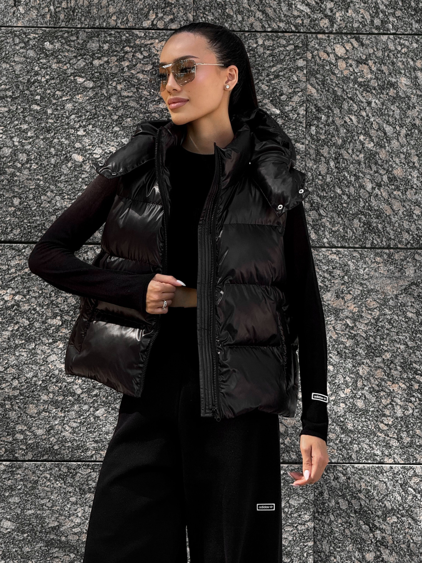 Утепленный жилет Jadone Fashion модель Zhylet_Kul_chorne Фото