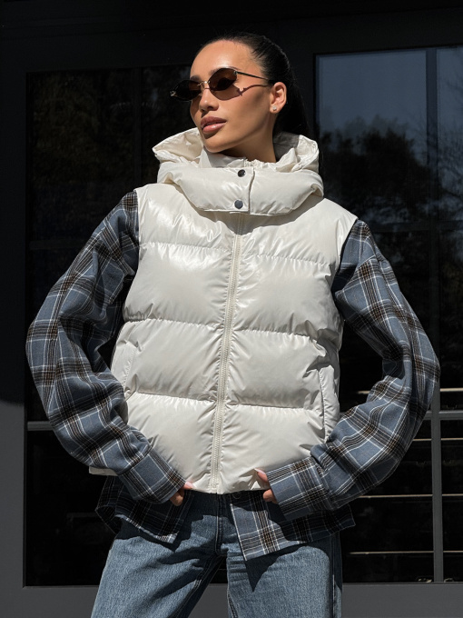 Утеплений жилет Jadone Fashion модель Zhylet_Kul_bile Фото