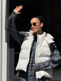 Утепленный жилет Jadone Fashion модель Zhylet_Kul_bile Утепленный жилет Jadone Fashion модель Zhylet_Kul_bile Фото