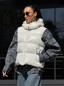 Утепленный жилет Jadone Fashion модель Zhylet_Kul_bile Утепленный жилет Jadone Fashion модель Zhylet_Kul_bile Фото