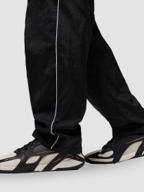 Повсякденні штани Jordan Air Sport Classic Pants модель IB2243-010 Фото