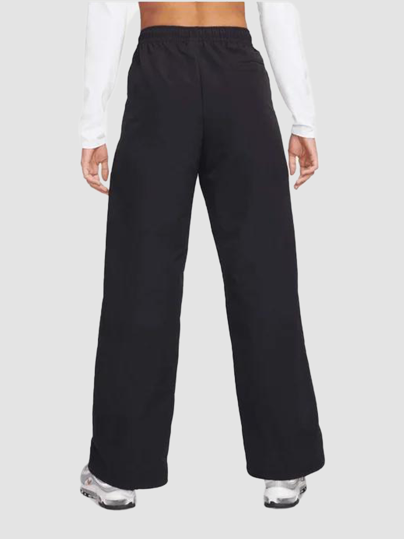 Повседневные штаны NIKE Sportswear модель FQ3588-010 Фото