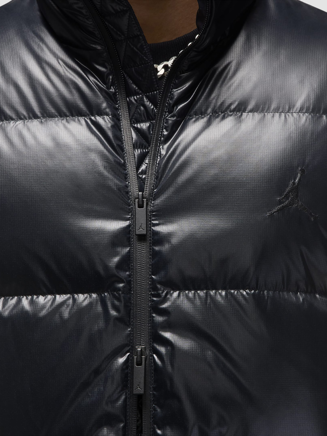 Пуховик NIKE J Flight Down Puffer модель FV7271-010 Фото