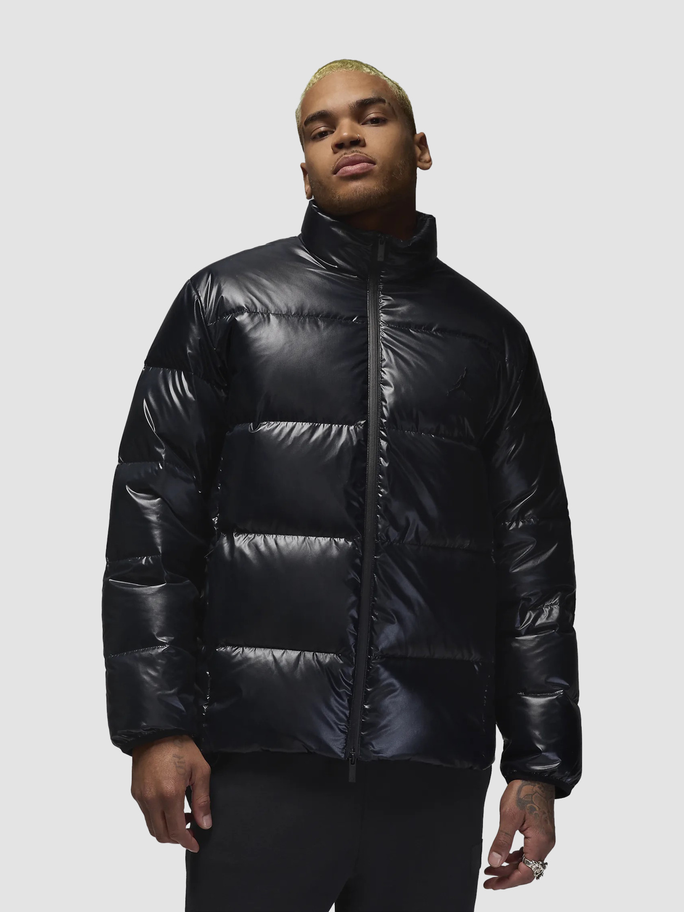 Пуховик NIKE J Flight Down Puffer модель FV7271-010 Фото