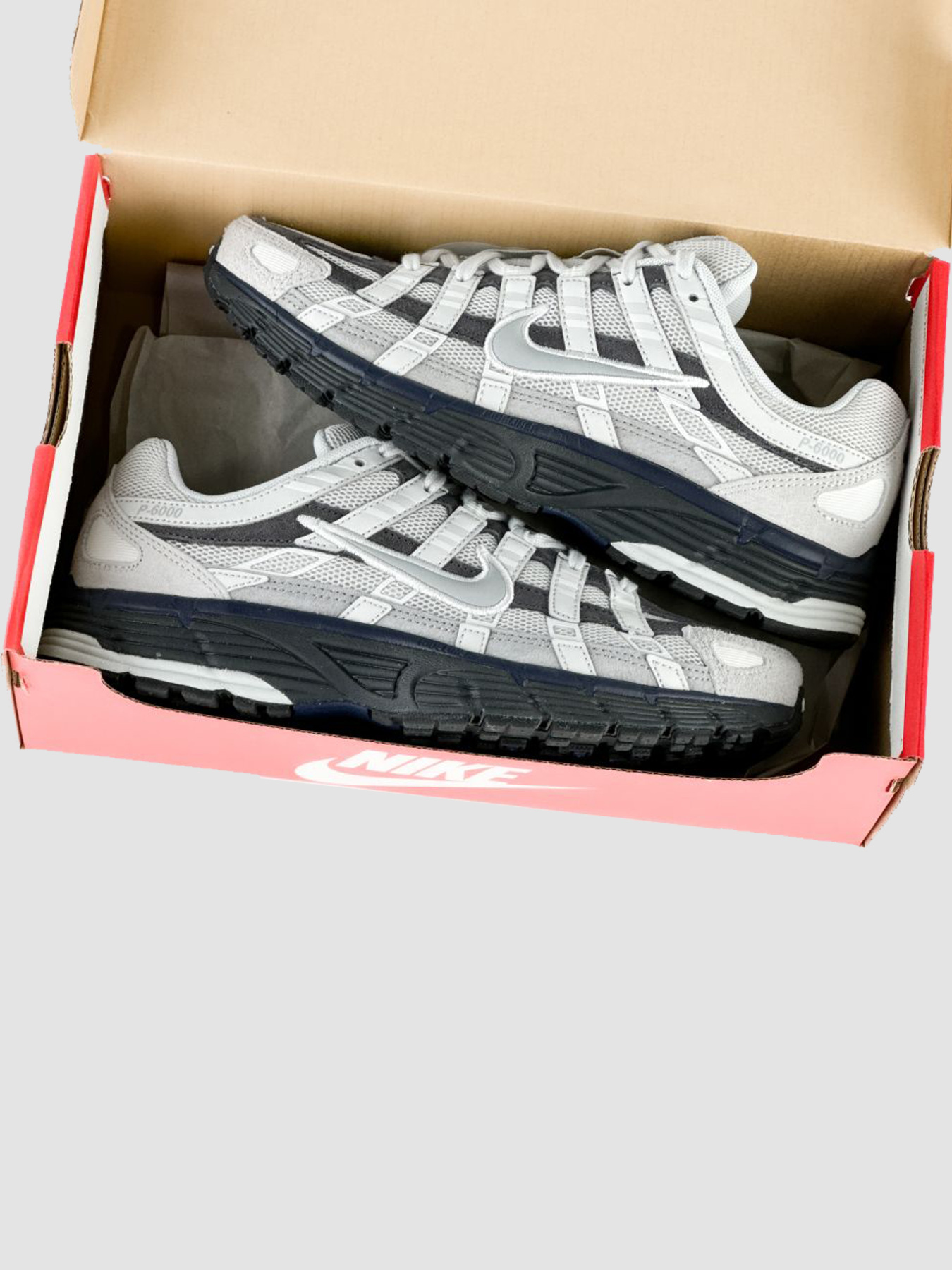 Кроссовки NIKE P-6000 модель IB3081-001 Фото