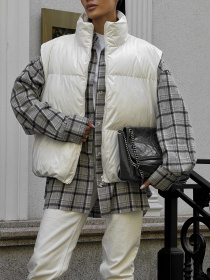 Жилет с утеплителем Jadone Fashion модель Zhylet_Hat_moloko Фото