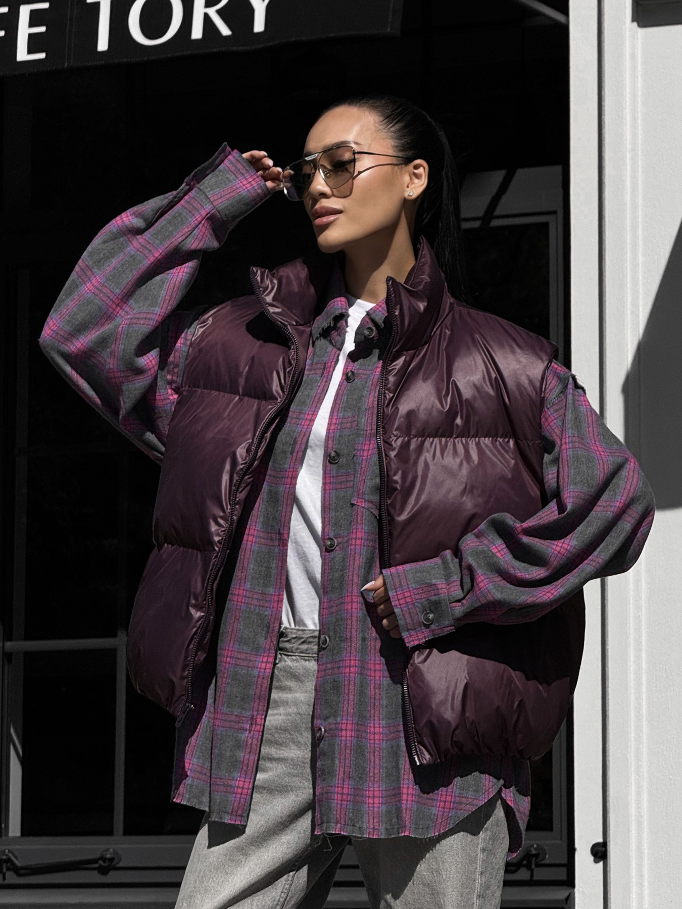 Жилет с утеплителем Jadone Fashion модель Zhylet_Hat_marsala Фото