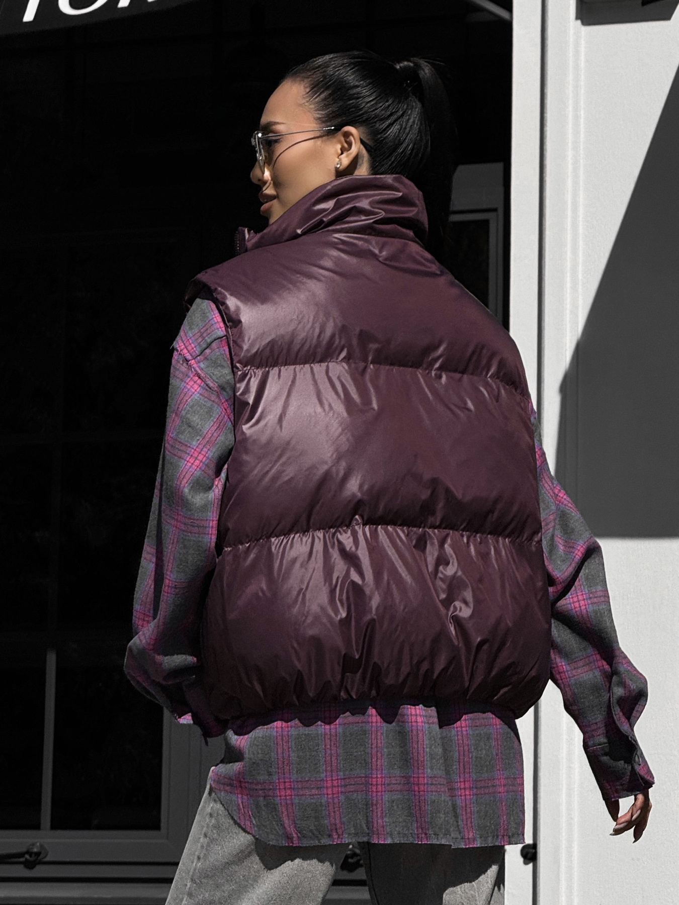 Утепленный жилет Jadone Fashion модель Zhylet_Hat_marsala Фото