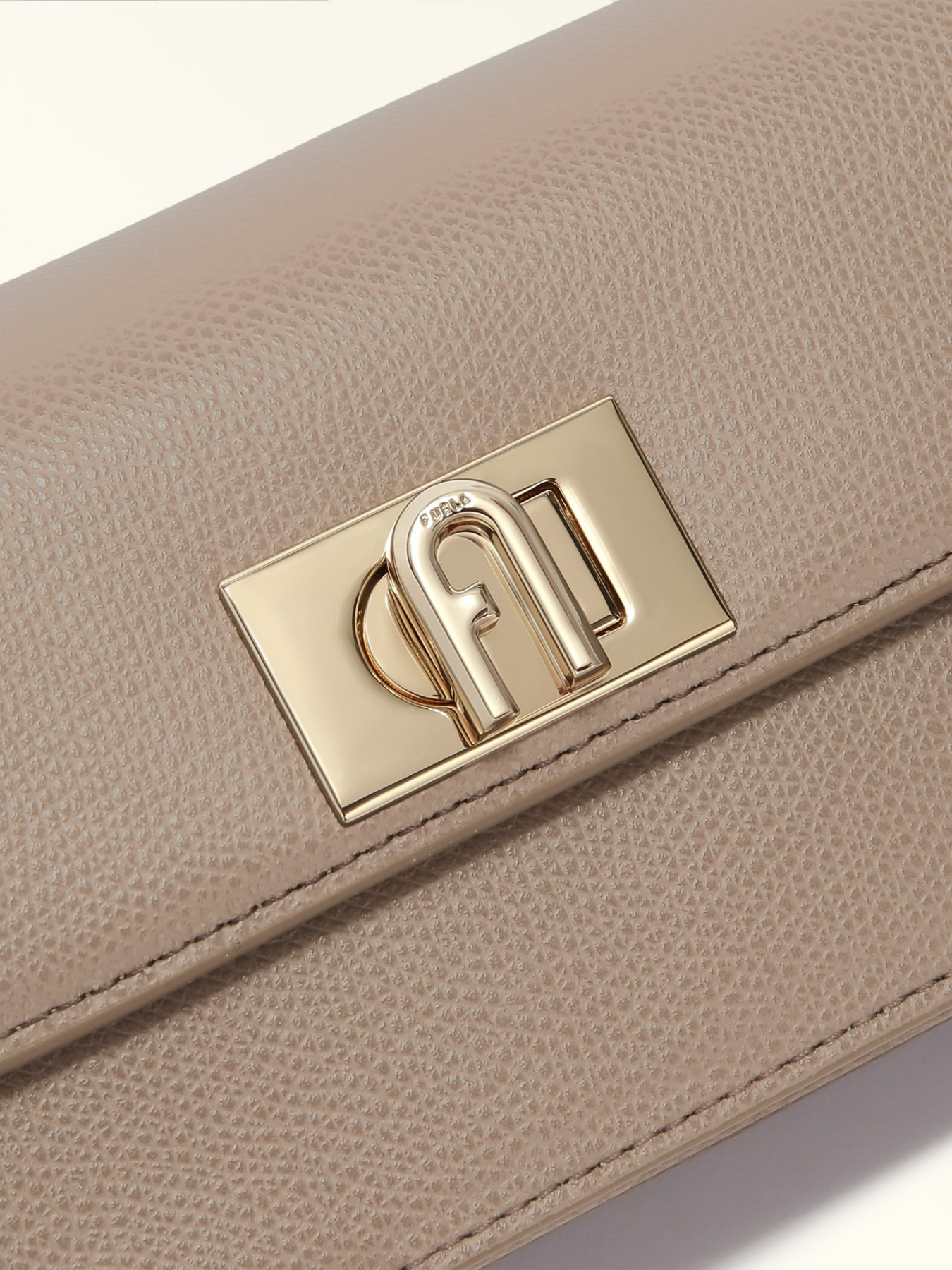 Сумки Furla модель WE00265ARE0002572S1007 Фото