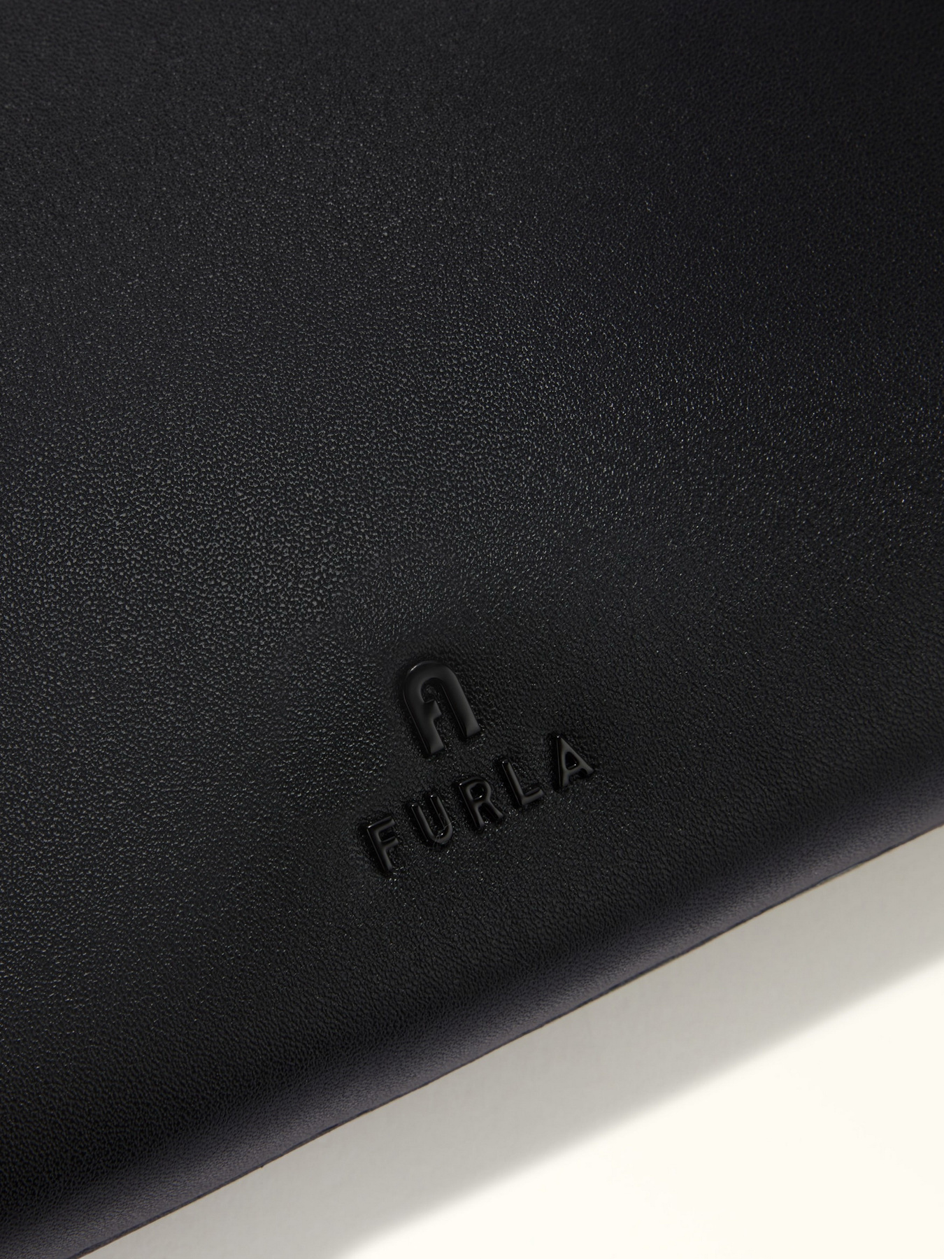 Сумки Furla модель WE00759BX3104O60001007 Фото