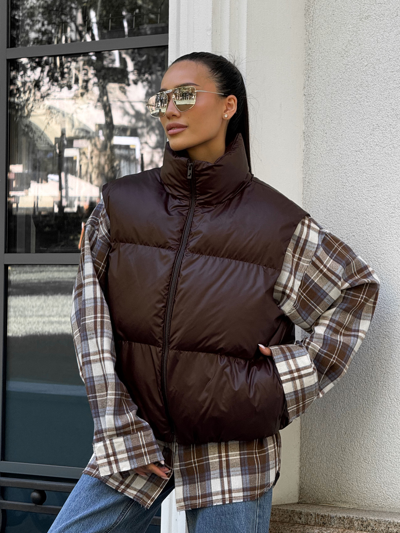 Утепленный жилет Jadone Fashion модель Zhylet_Hat_choko Фото