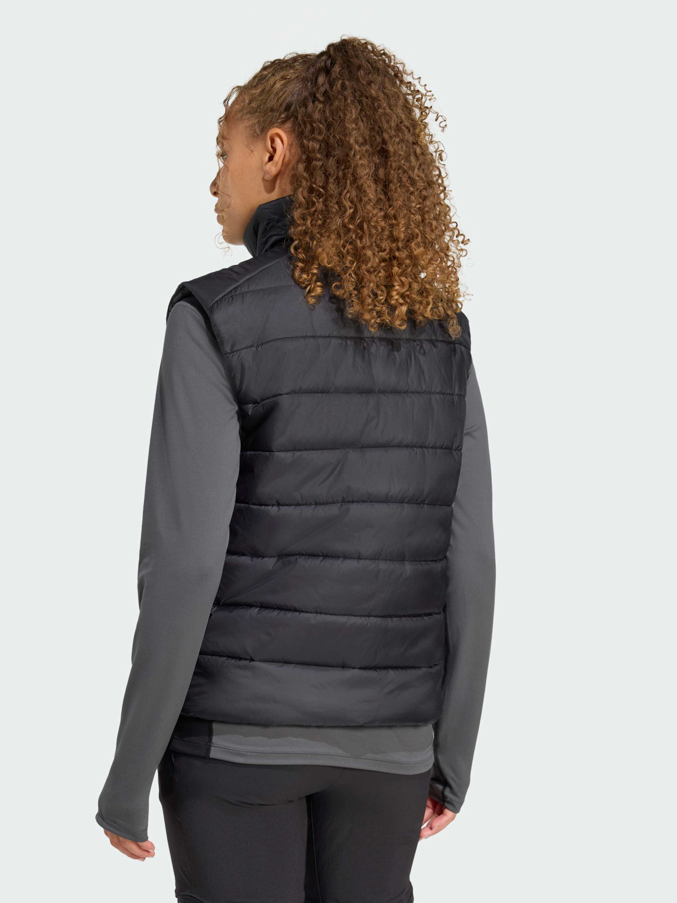 Утепленный жилет Adidas модель KA9737 Фото