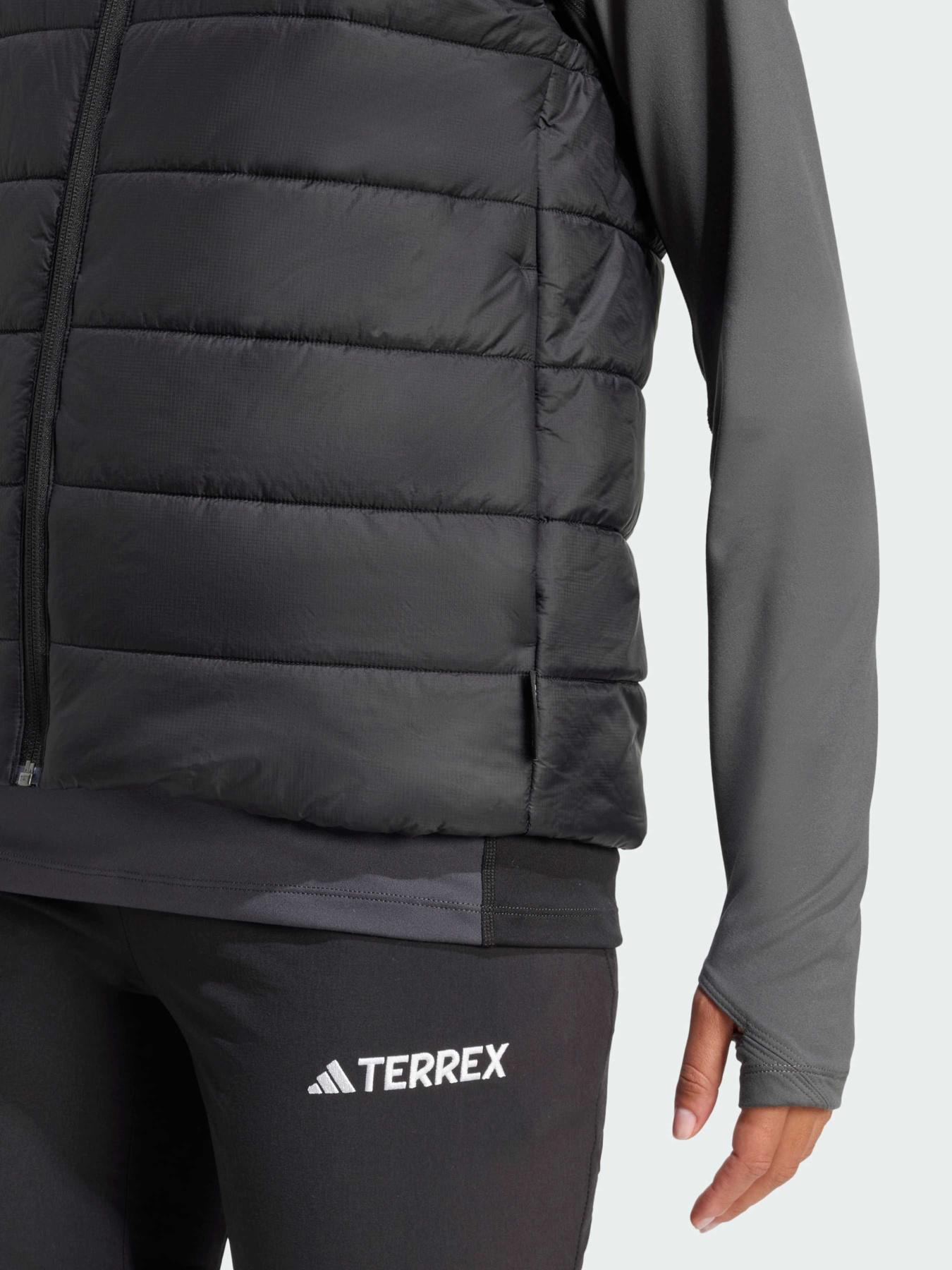 Утепленный жилет Adidas модель KA9737 Фото