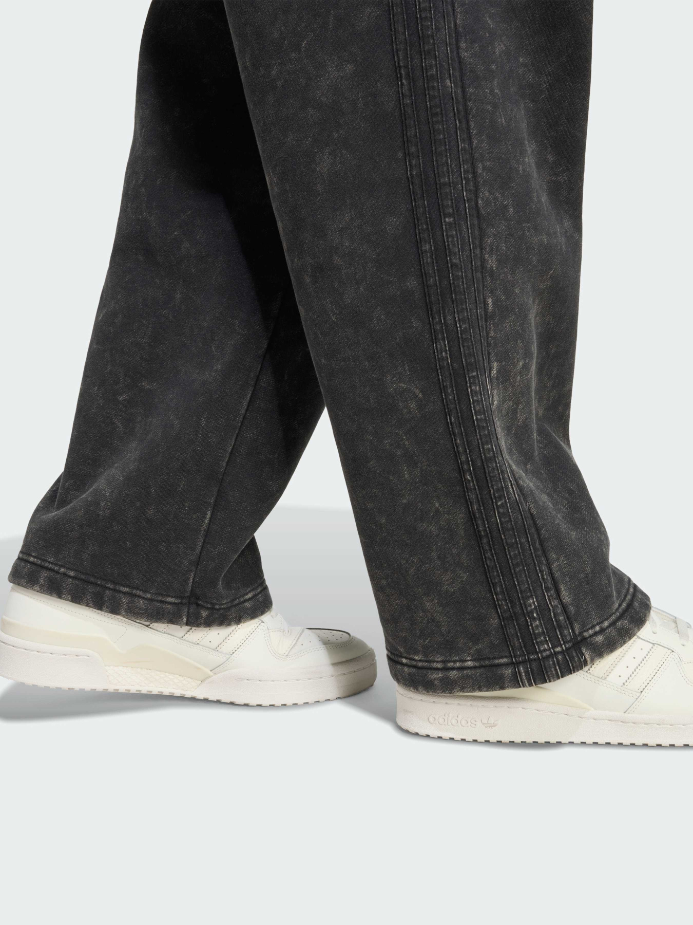 Брюки Adidas Superstar модель JV8468 Фото